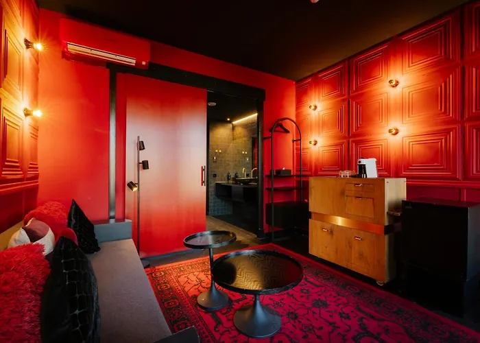 Supper Boutique Hotel