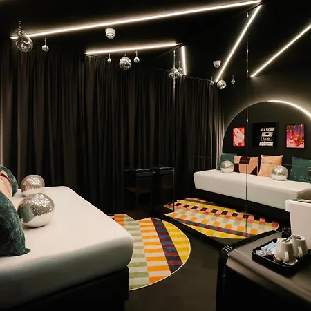 Отель Supper Boutique 4*